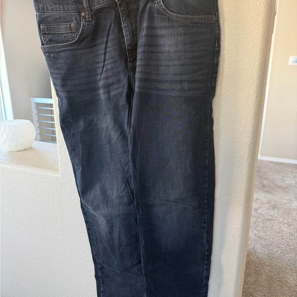Wrangler Men's Dark Blue Straight Jeans